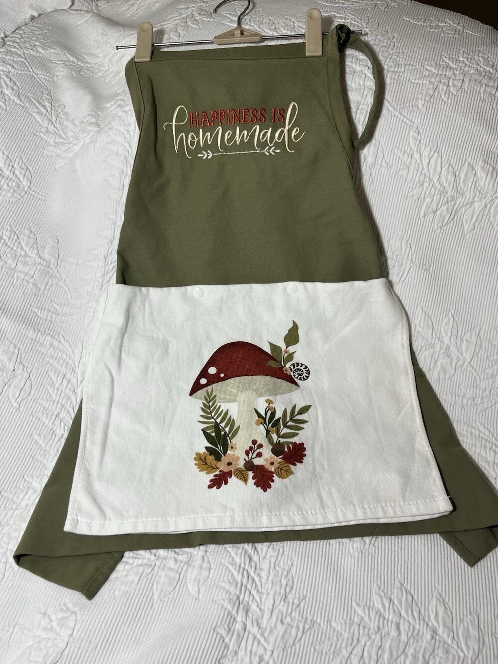 Custom Made Kitchen Apron With Embroidery Removable Towel Washable Boho Mushroom